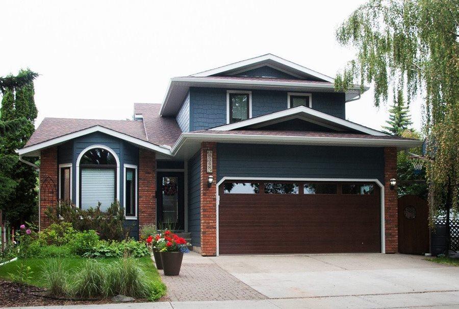 red brick blue siding