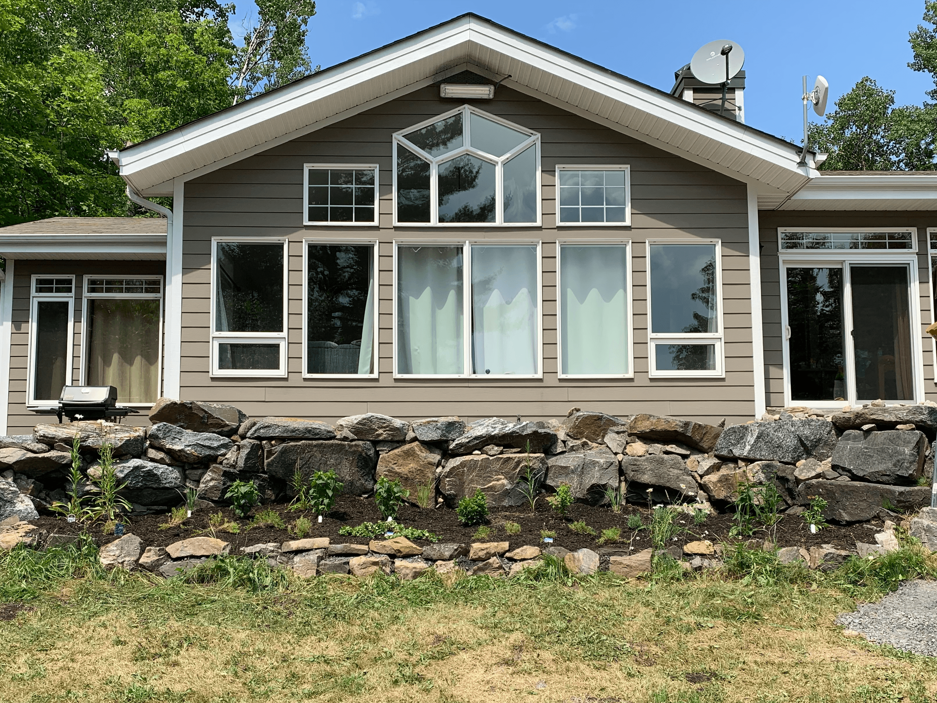 Payne House in Summer Payne House in Summer